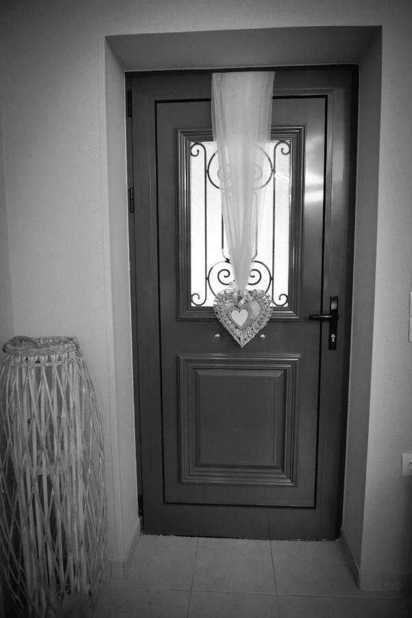 Meni Sweet Luxury Home Волос Екстериор снимка